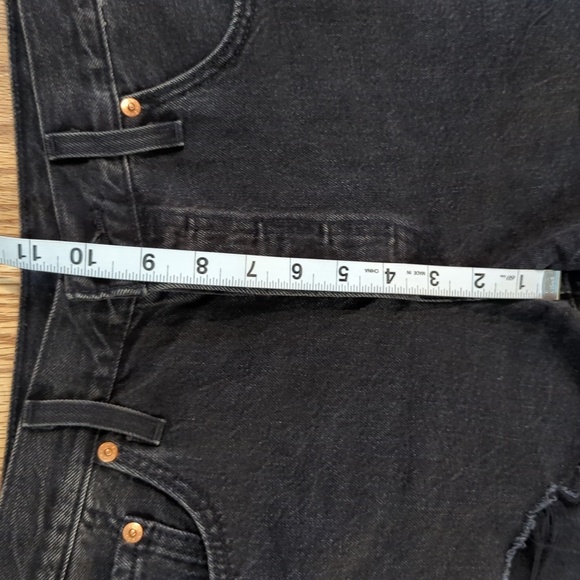 Levi's 501 black cutoff jean shorts button-fly 100% cotton women's size 29" - Picture 3 of 7